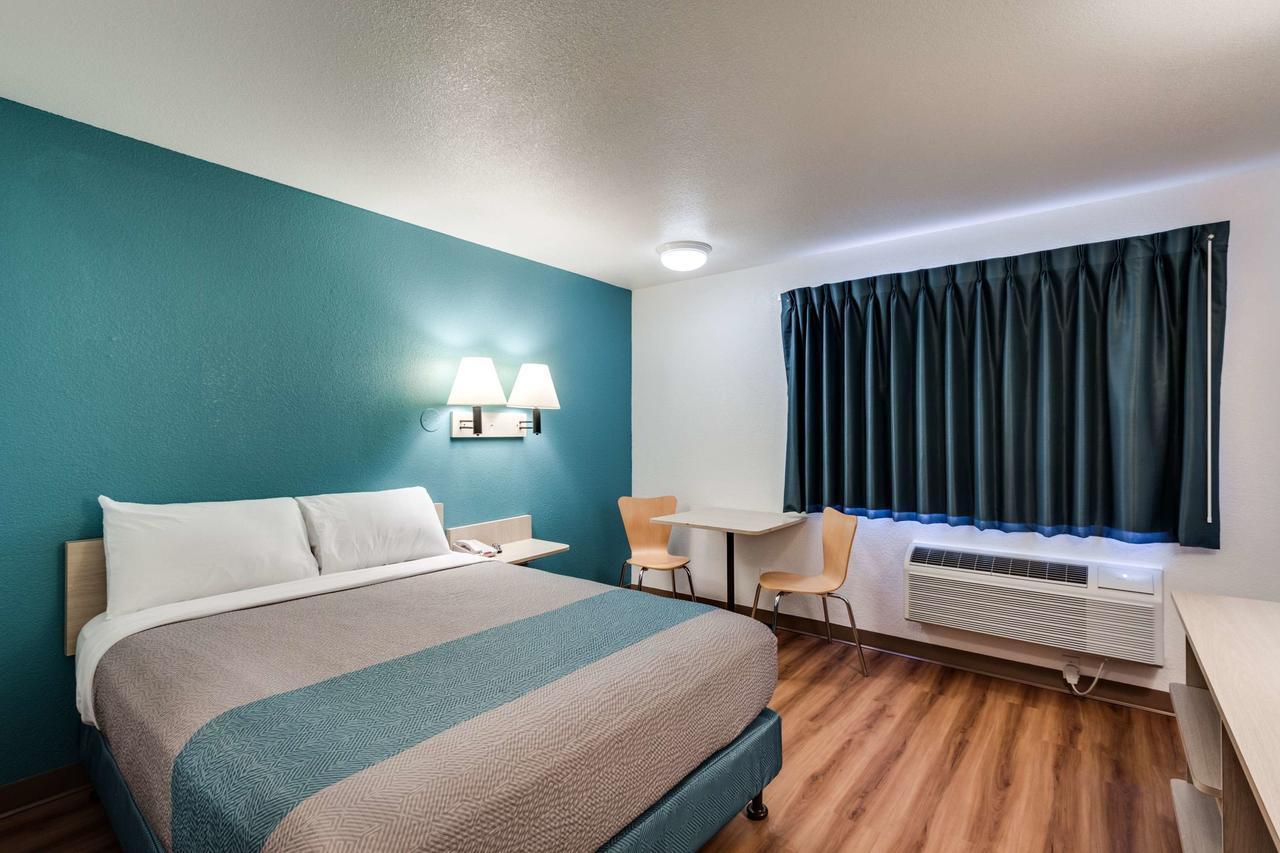 Motel 6-Spokane, Wa - West Екстер'єр фото