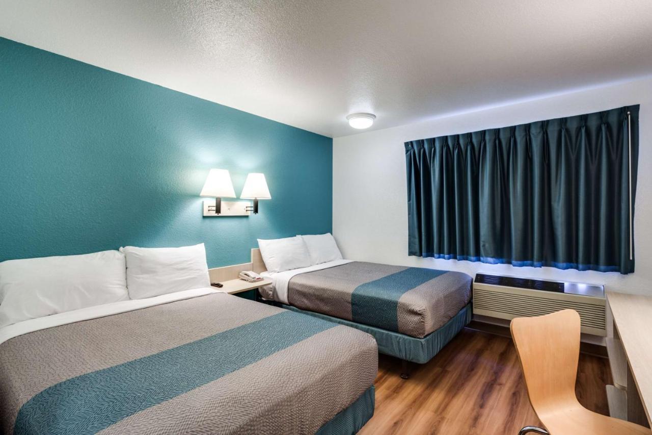 Motel 6-Spokane, Wa - West Екстер'єр фото